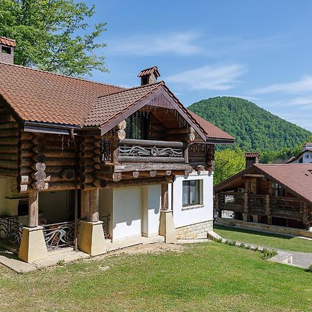 Molfar Resort Hotel & Spa Карпати Saján Kültér fotó