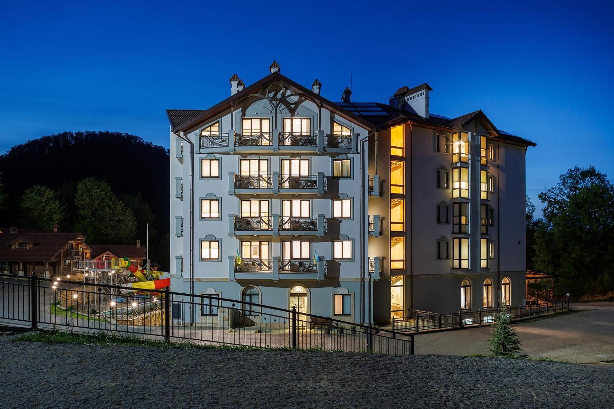Molfar Resort Hotel & Spa Карпати Saján Kültér fotó