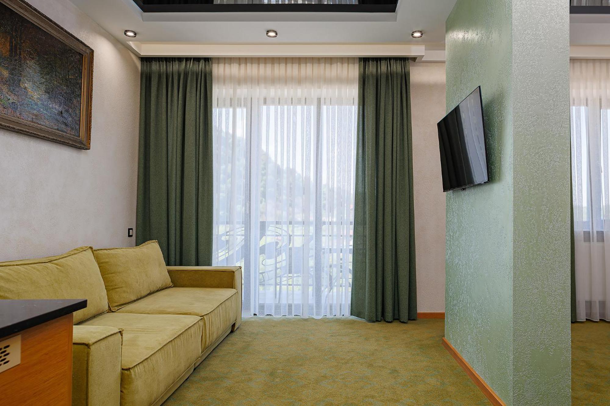 Molfar Resort Hotel & Spa Карпати Saján Kültér fotó
